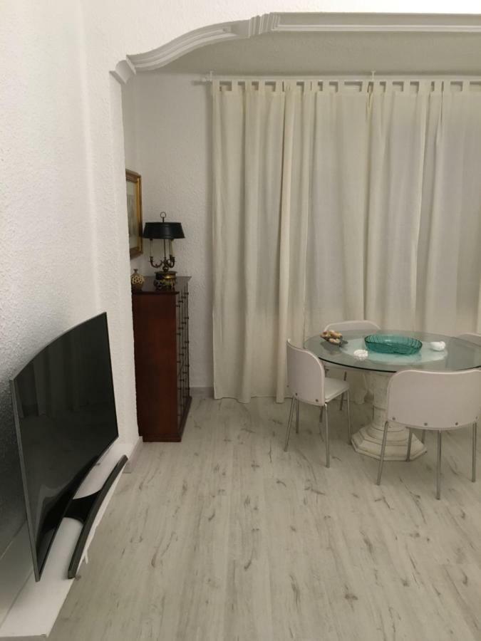 Reina Apartamento Valência Exterior foto